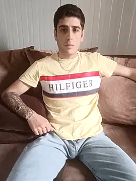 arenn1997 online show from April 18, 12:07 pm