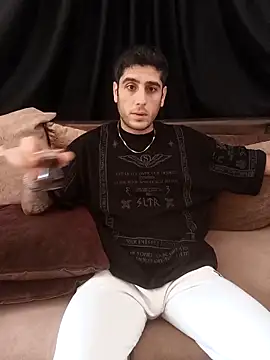 arenn1997 online show from November 5, 12:08 pm