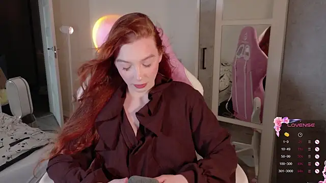 cinnabon girls online show from January 18, 5:16 pm