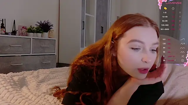 cinnabon girls online show from September 29, 6:42 am