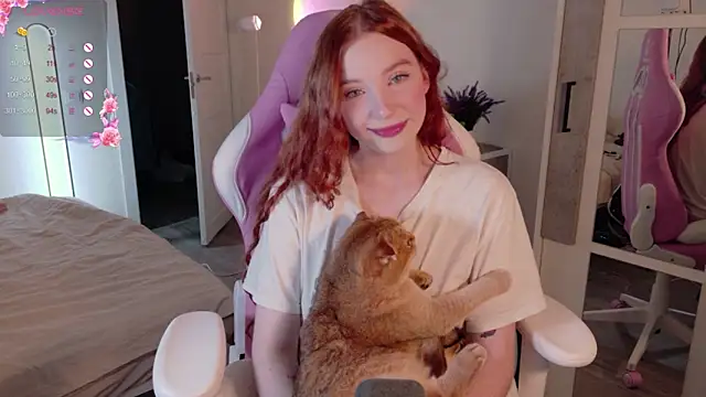 cinnabon girls online show from October 25, 7:03 pm