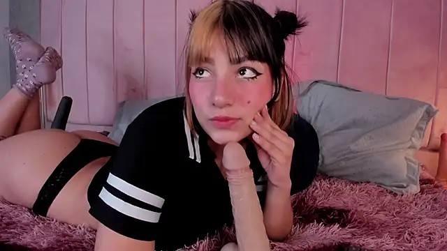 Snapshot of gaby_cloudy chatting on November 20, 8:09 pm gaby cloudy online show from November 20, 8:09 pm