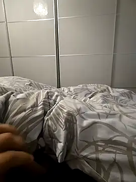 Hardmard online show from December 19, 2:57 pm