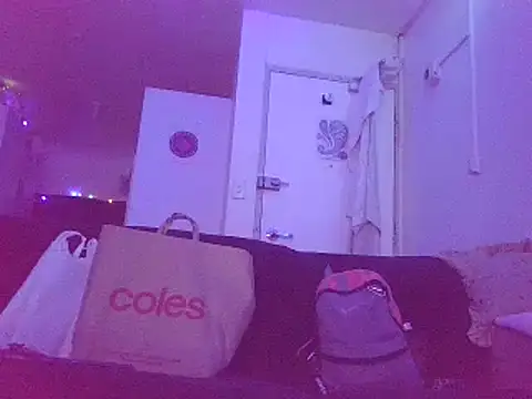 QueenMilf36 online show from December 22, 1:33 pm