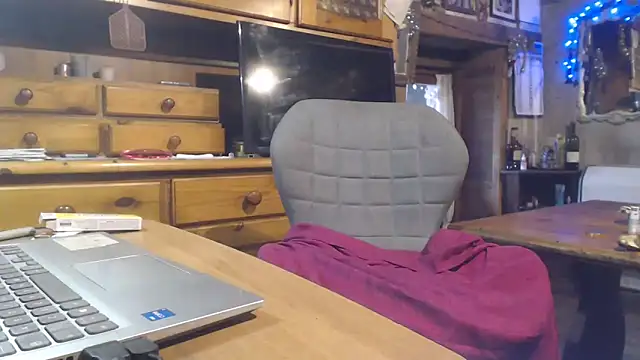 eva2023sexy online show from December 18, 1:37 pm