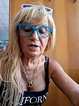 Snapshot of eva2023sexy chatting on July 11, 10:48 am eva2023sexy online show from July 11, 10:48 am