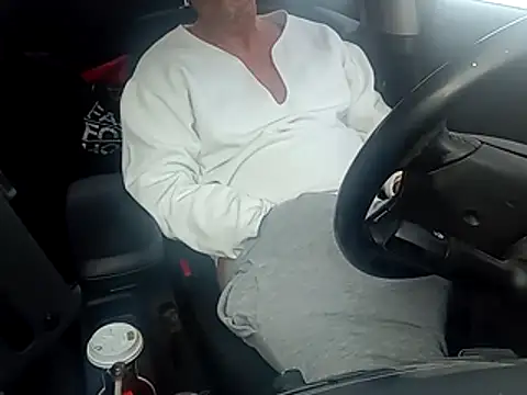 Vinyboy69 online show from November 18, 4:21 pm