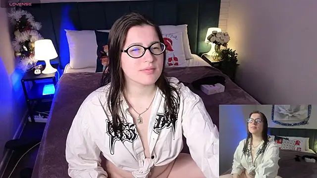 Peneloppa Star online show from December 17, 9:31 pm