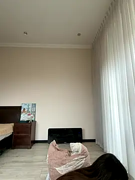 Hott Lolla online show from November 4, 10:08 am