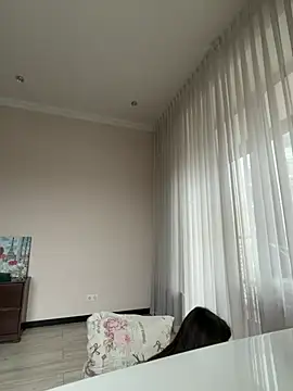 Hott Lolla online show from February 11, 8:14 am