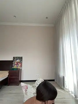 Hott Lolla online show from March 15, 9:05 am