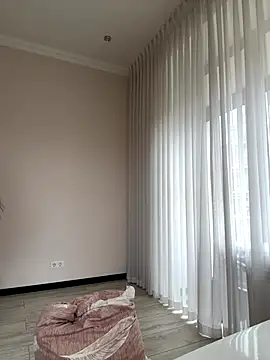 Hott Lolla online show from October 9, 7:09 am