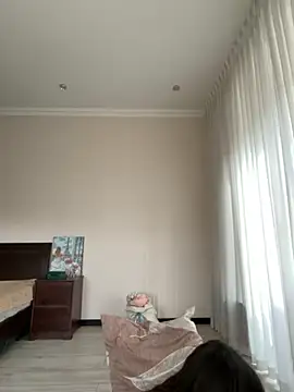 Hott Lolla online show from November 26, 8:36 am