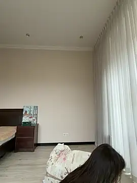 Hott Lolla online show from February 26, 8:14 am