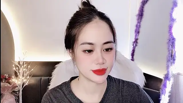 Snapshot of witch-39 chatting on February 16, 7:37 am witch-39 online show from February 16, 7:37 am