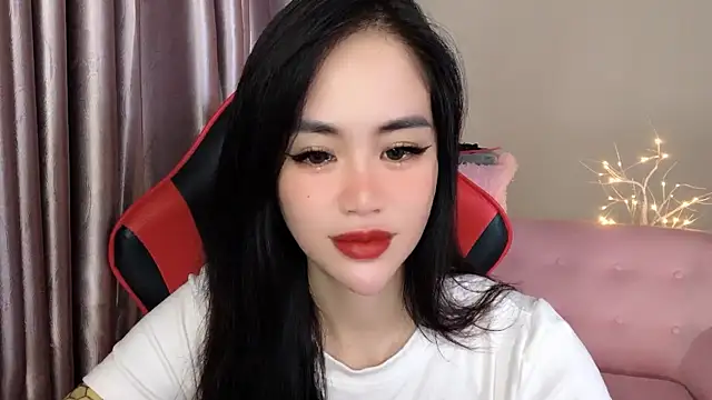 Snapshot of witch-39 chatting on September 10, 6:34 am witch-39 online show from September 10, 6:34 am