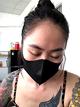 Snapshot of witch-39 chatting on September 29, 5:47 am witch-39 online show from September 29, 5:47 am