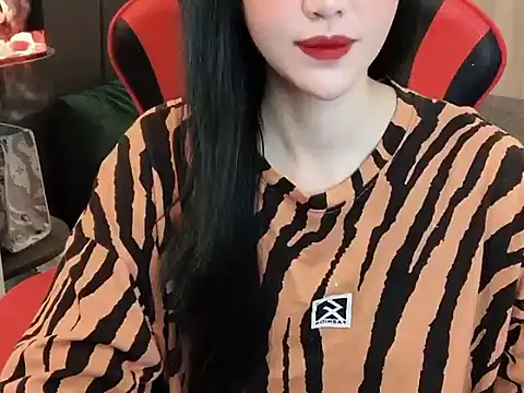 Snapshot of witch-39 chatting on December 3, 5:59 am witch-39 online show from December 3, 5:59 am