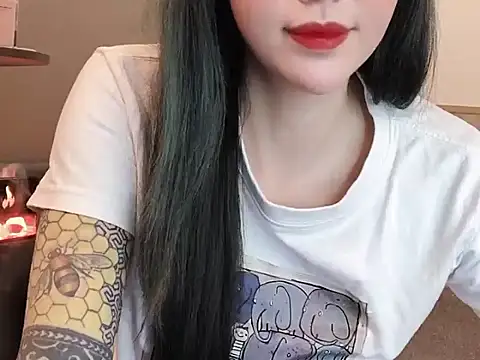 Snapshot of witch-39 chatting on December 3, 9:06 am witch-39 online show from December 3, 9:06 am