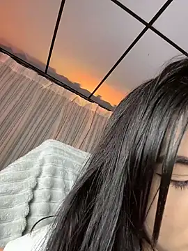 corallwells online show from March 4, 12:07 am