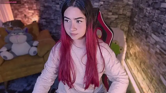 corallwells online show from January 15, 11:52 pm