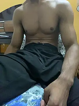 Snapshot of Wild_beast chatting on November 14, 10:30 am Wild beast online show from November 14, 10:30 am