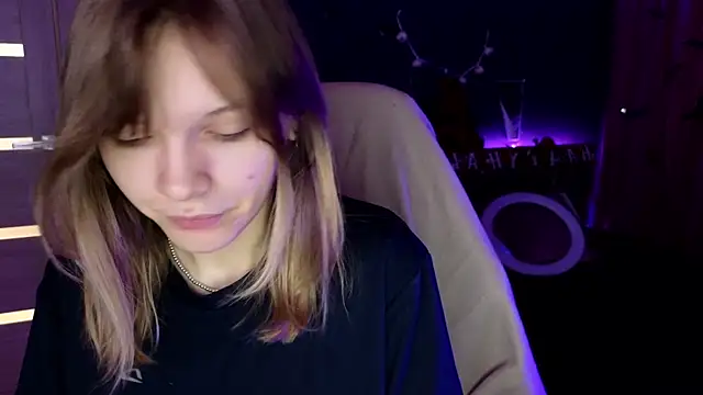 LitaBrom online show from October 24, 3:05 am