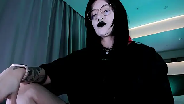 Snapshot of _Goddess_Misha_ chatting on February 26, 1:36 am Goddess Misha online show from February 26, 1:36 am