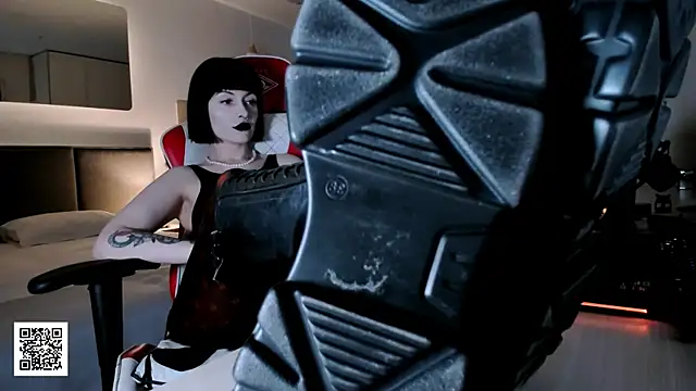  Goddess Misha  online show from November 9, 8:57 pm