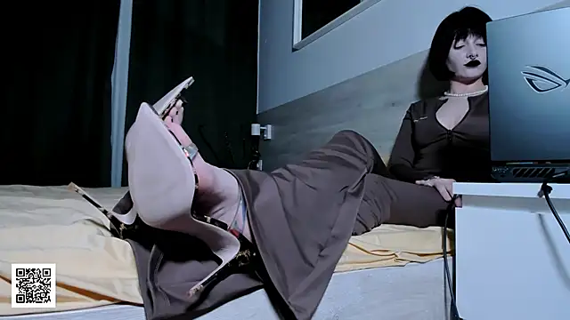  Goddess Misha  online show from April 10, 9:11 pm