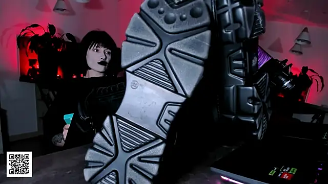  Goddess Misha  online show from February 8, 8:50 pm