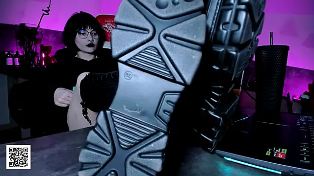  Goddess Misha  online show from March 27, 9:05 pm