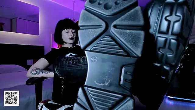  Goddess Misha  online show from October 29, 9:03 pm