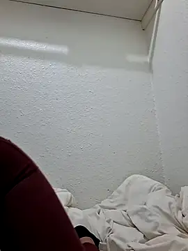 beverly33 online show from July 14, 4:39 am
