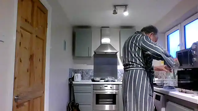 jimmybenido online show from March 1, 5:35 pm