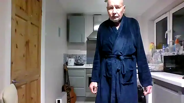 jimmybenido online show from October 30, 5:32 pm