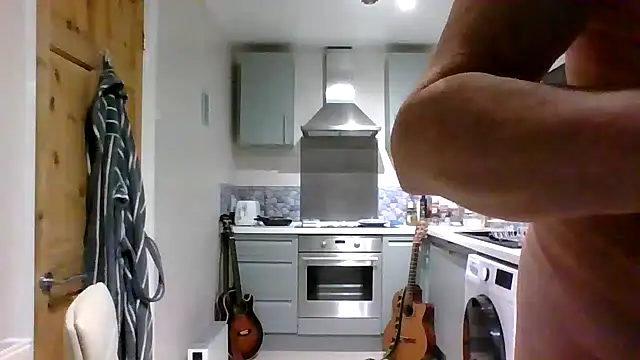 jimmybenido online show from December 18, 5:50 pm