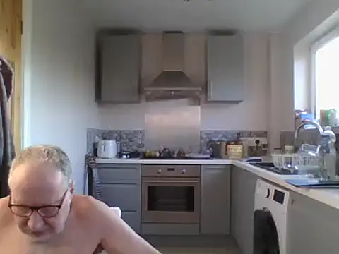 jimmybenido online show from March 19, 5:28 pm