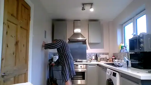 jimmybenido online show from March 23, 5:46 pm