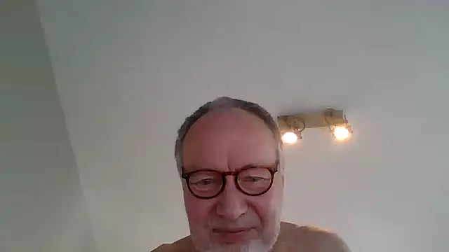 jimmybenido online show from May 15, 4:49 pm