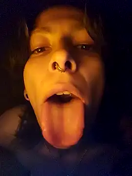 Snapshot of xmoira3x chatting on January 2, 10:55 pm xmoira3x online show from January 2, 10:55 pm