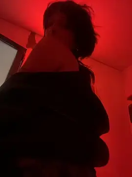 Snapshot of xmoira3x chatting on October 15, 3:27 am xmoira3x online show from October 15, 3:27 am