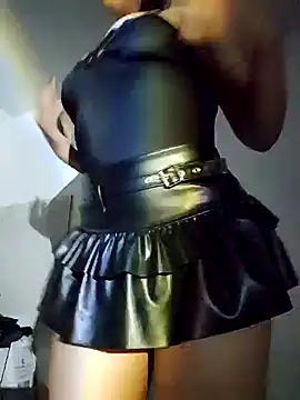 Snapshot of xmoira3x chatting on December 14, 6:35 am xmoira3x online show from December 14, 6:35 am