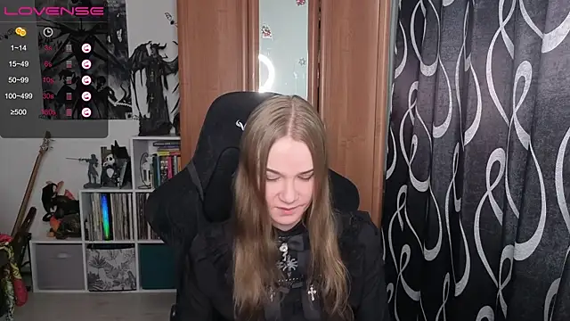 Snapshot of stellablondy chatting on May 28, 10:11 am stellablondy online show from May 28, 10:11 am