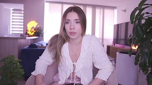 honeyann08 online show from October 21, 7:35 pm