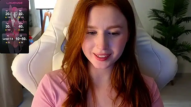 Snapshot of Meow_babe chatting on February 9, 1:35 pm Meow babe online show from February 9, 1:35 pm