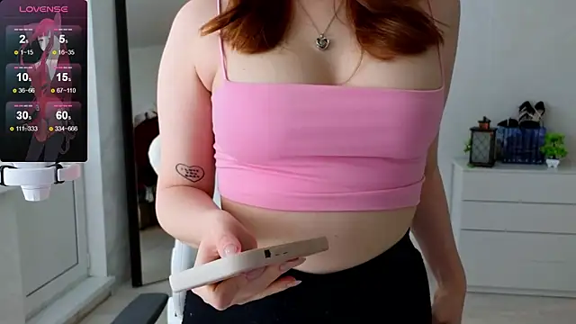 Snapshot of Meow_babe chatting on January 11, 10:51 am Meow babe online show from January 11, 10:51 am