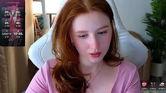 Snapshot of Meow_babe chatting on February 19, 1:17 pm Meow babe online show from February 19, 1:17 pm
