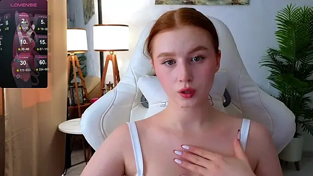 Snapshot of Meow_babe chatting on February 20, 10:27 am Meow babe online show from February 20, 10:27 am