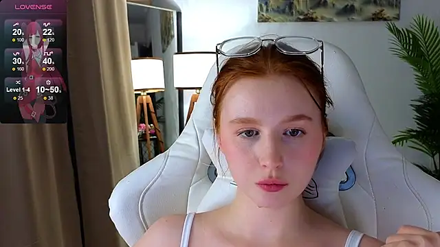 Snapshot of Meow_babe chatting on January 22, 3:07 pm Meow babe online show from January 22, 3:07 pm
